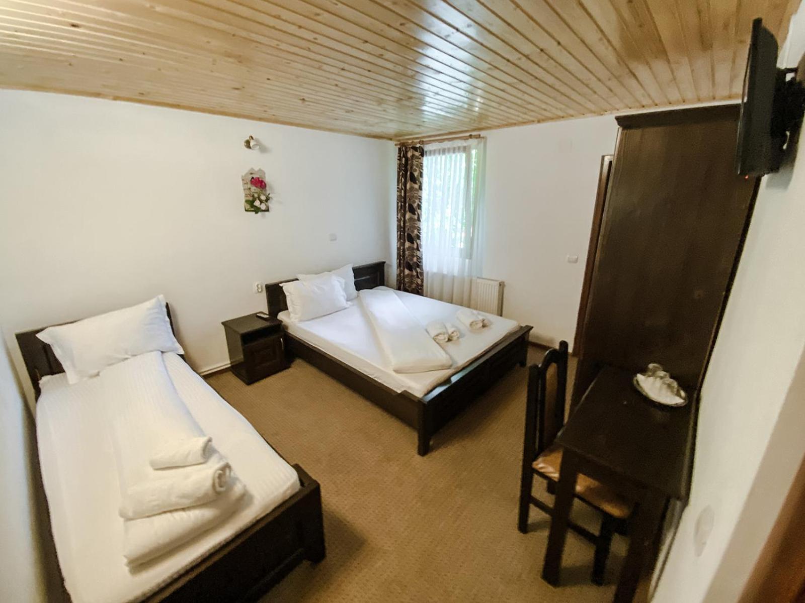 Pensiunea Petru Şugag Chambre photo